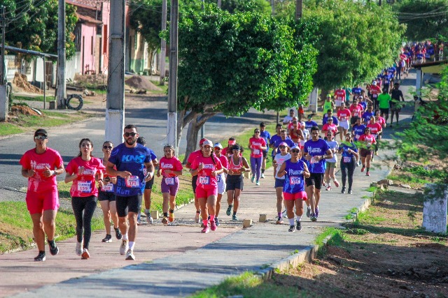 Glória realiza mais uma edição da Corrida Rosa & Azul no Balneário Canto das Águas