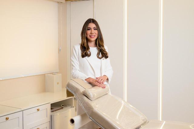 Excesso de açúcar nas festas pode agravar acne e oleosidade da pele, alerta dermatologista