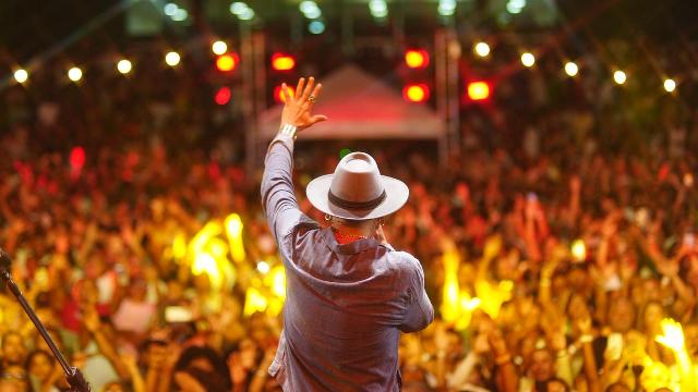 Jau celebra sucesso da primeira edição de 2026 do Pôr do Jau, no Centro de Convenções, em Salvador