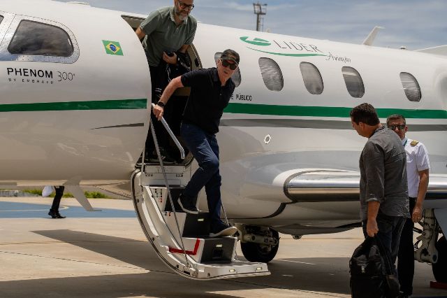 Carlo Ancelotti chega a Salvador para imersão no Carnaval