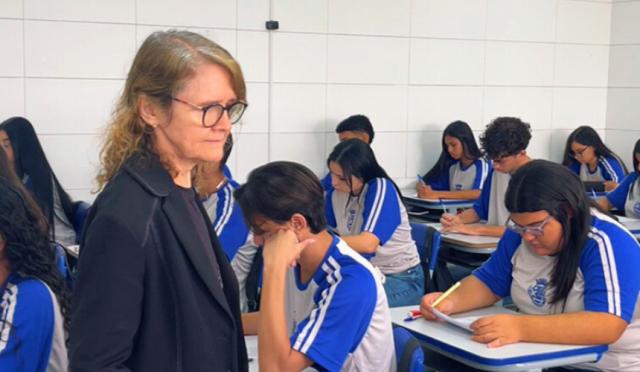 Valorização dos Professores: Prefeitura envia à Câmara projeto de reajuste com ganho real e pagamento retroativo para professores; piso sobe para R$ 5,1 mil