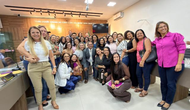 Educação de Paulo Afonso consolida avanços com reajuste de 5,4% para professores da rede municipal