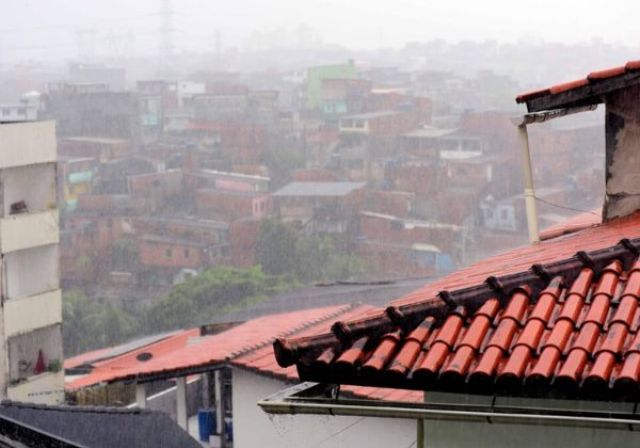 Defesa Civil eleva nível operacional de observação para atenção após fortes chuvas em Salvador