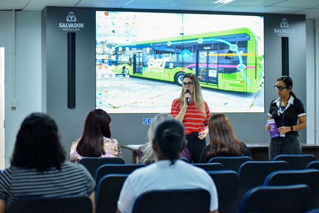 Roda de conversa reúne servidoras da Semob e Transalvador no enfrentamento à violência contra a mulher