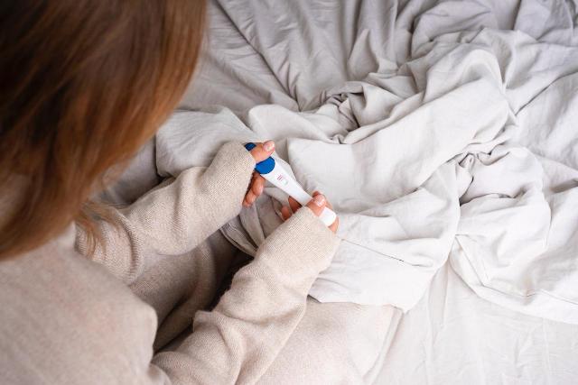 Maternidade tardia impulsiona técnicas de preservação da fertilidade no Brasil