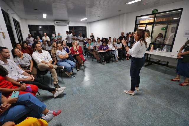 Secretária da Saúde garante continuidade dos serviços no Hospital de Porto Seguro durante transição de gestão