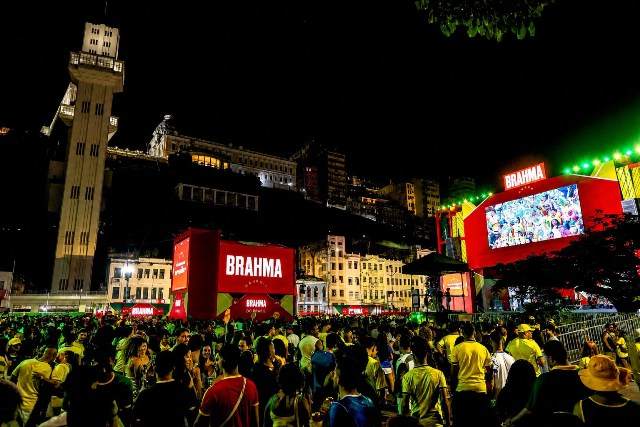 Primeira noite de Arena Nº1 em Salvador: torcida e shows marcam a estreia da Seleção Brasileira