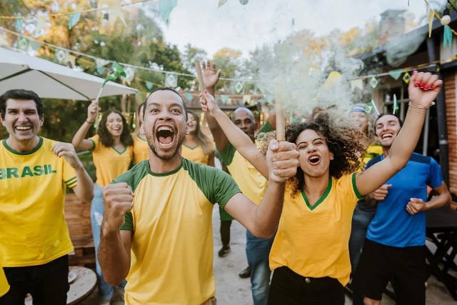 Por que os brasileiros ficam tão emocionados na Copa do Mundo?