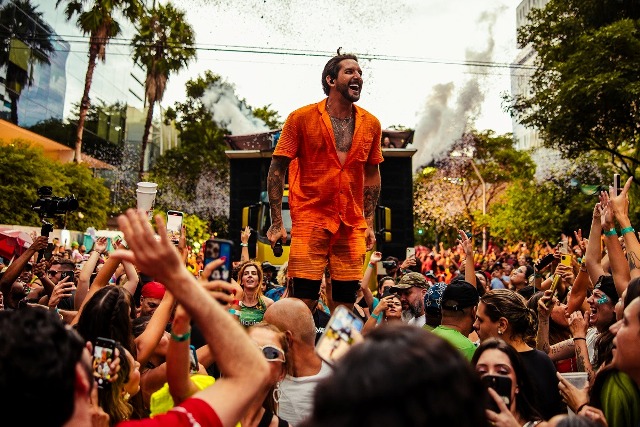 Banda EVA confirma presença em dose dupla no Fortal