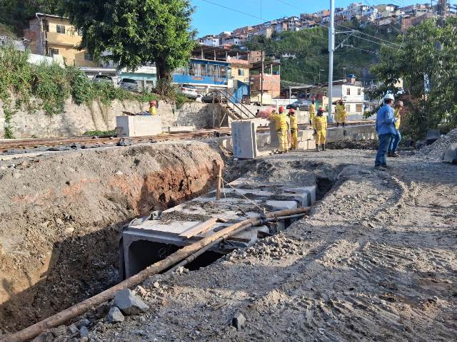Fim dos alagamentos: obras do VLT criam sistema de captação de condução de grandes volumes de água