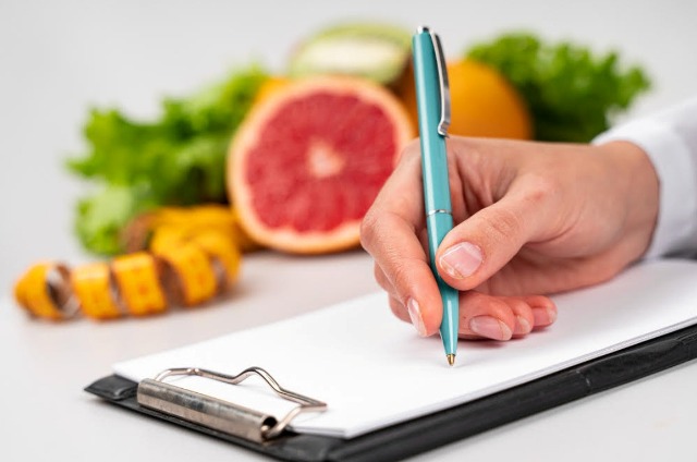 Curso de Nutrição da Unijorge atende população com serviços gratuitos de educação nutricional e dietoterapia