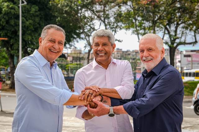 Wagner e Rui destacam grandes obras que transformaram Salvador em novo programa eleitoral